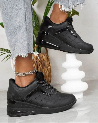 Zapatillas Sneakers Plataforma Taco Chino Escondido Negras