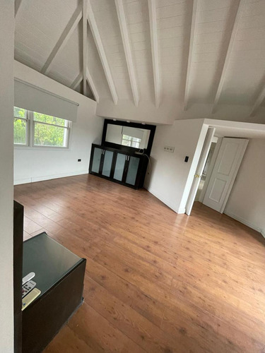 Importante Casa En Las Delicias 4 Dormitorios, Con Pileta, Q