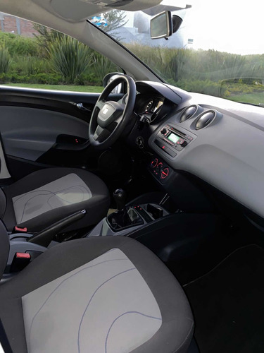 Imagen 12 de 14 de Seat Ibiza Reference Estandar