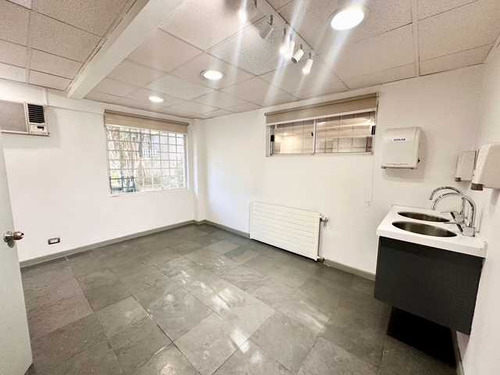 Lo Arcaya Clinica Estetica (82823)