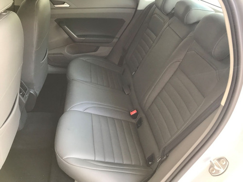 Imagem 11 de 15 de Volkswagen Virtus Comfortline 200 Tsi Automático