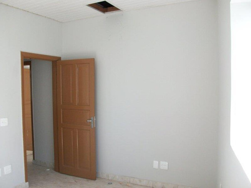 Imagem 2 de 26 de Casa 05 Comodos Comercial - 27