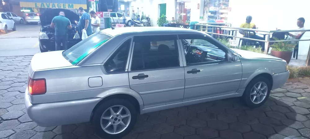 Volkswagen Santana 1.8 4p Álcool