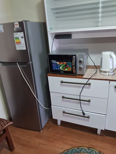 Arriendo De Habitación Mensual O Casa Completa .