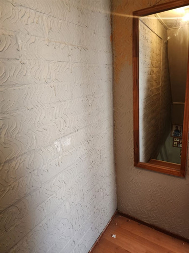 Casa En Venta De 2 Dorm. En Molina