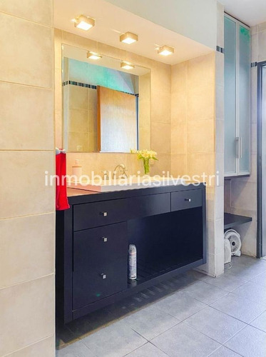 Imagen 11 de 25 de 465 Y 26 City Bell - Casa De 4 Dormitorios En Venta