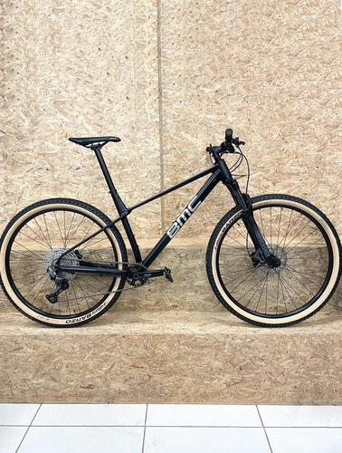 Bicicleta Mtb Bmc Twostroke Al Three Tam 19 Deore 12v Preta