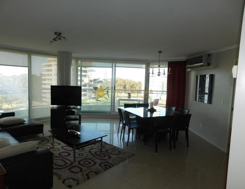 Apto En Roosevelt - Consulte !!!!!- Ref: 4247