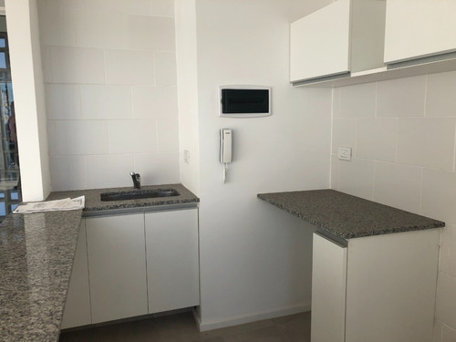 Imagen 9 de 18 de Duplex De 2 Dormitorios En Calle 65 Entre 6 Y 7