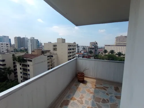 Vendo Amplio Apartamento Al Norte De Cali Barrio Centenario
