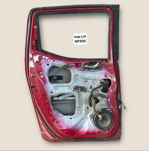 Puerta Trasera Izquierda Nissan Np300 Original (Usado)