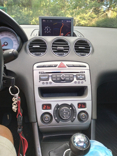 Peugeot 408 Allure Plus