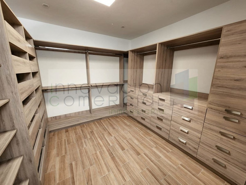 Imagen 9 de 28 de Casa En Renta, Hacienda Juriquilla, 3rec, 3.5 Baños, Cto De