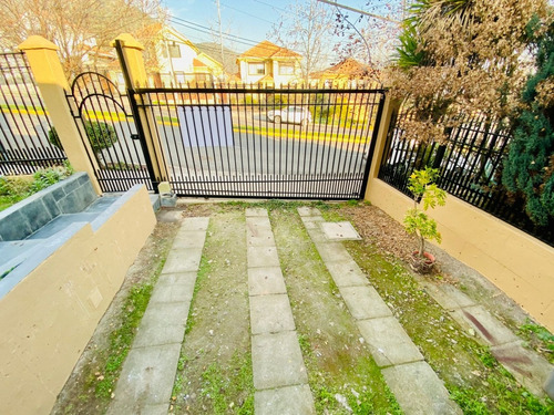 Casa En Conjunto Cerrado 3d/3b