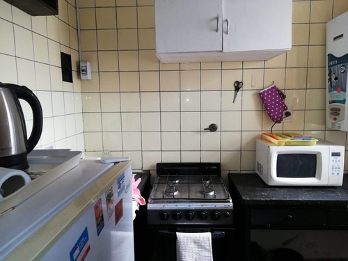 Imagen 2 de 13 de Departamento En Venta En Recoleta