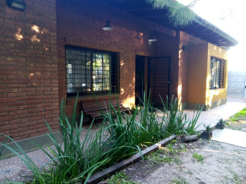 Imagen 10 de 18 de Casa En Alquiler Temporario Funes Town