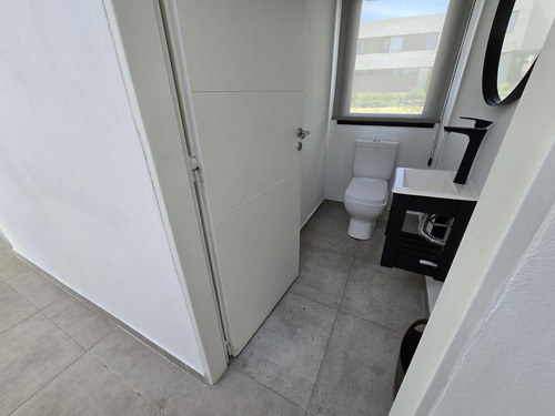 Alquiler Y Venta Casa Puertos Del Lago Con Pileta