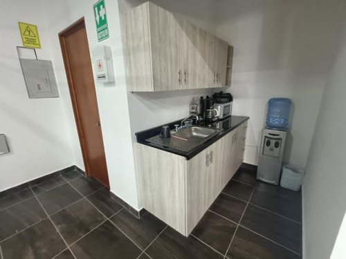 Edificio En Venta En Revolucion, Gómez Palacio, Durango