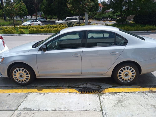 Imagen 4 de 13 de Volkswagen Jetta 2018 2.0 Tiptronic At