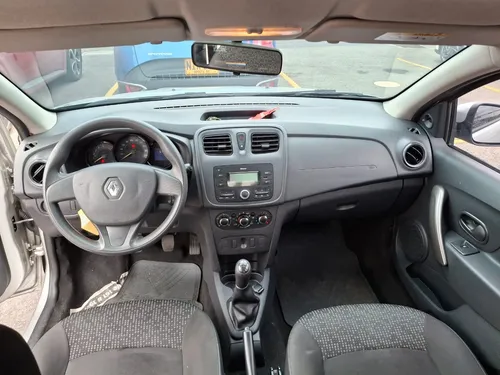 Renault Logan 1.6 Authentique / Life