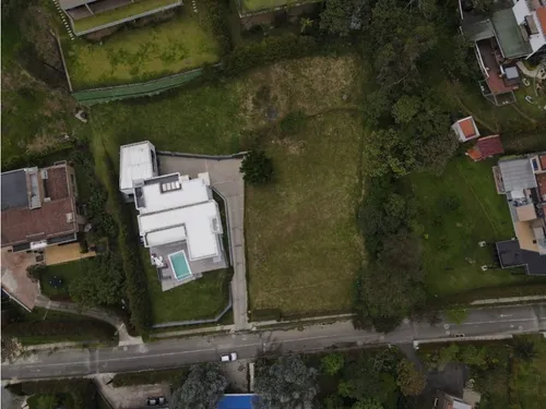 Vendemos Lote En Unidad Cerrada Del Poblado Con Vista A Medellin