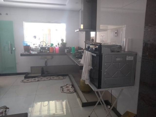 Imagem 10 de 15 de Casa - Cabral - Ref: 46953 - V-46953