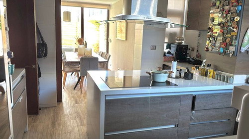 Duplex Con Jardin/ Portal La Dehesa