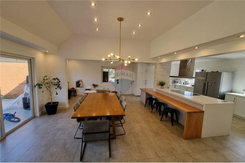 Se Arrienda Casa, Condominio Altos De San Miguel.