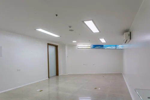 Local En Venta En Loma Del Esmeraldal. Cod V15815