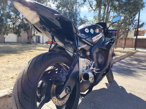 Yamaha Yzf R6 2011