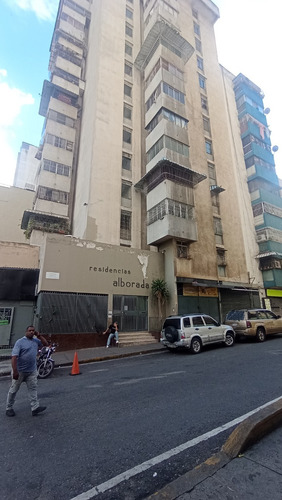 Venta . Apartamento.   Av. Baralt.  Caracas 156757