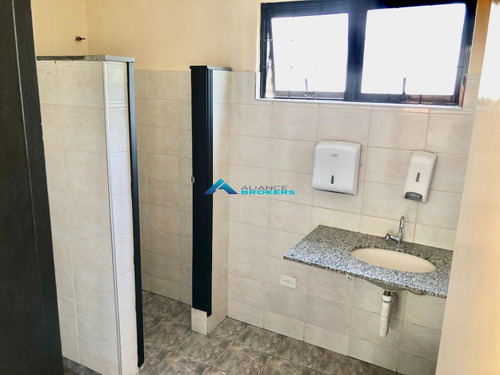Imagem 27 de 30 de Chácara/salão A Venda C/ 1.264 M², Amplo Espaço E Com Piscina, Jundiaí Sp. (aceita Permuta) - 7323