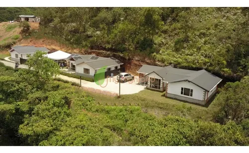 Finca Tipo Condominio Con 3 Casas