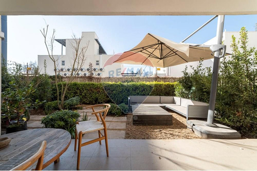 Departamento Con Jardín, 2 Dormitorios