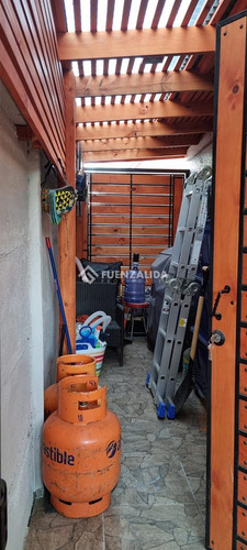 Casa En Venta De 3 Dorm. En Maule