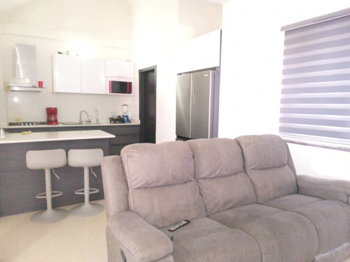 Imagen 21 de 30 de Townhouse Lomas Del Este