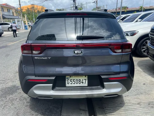 Kia Sonet 2022 En Piel