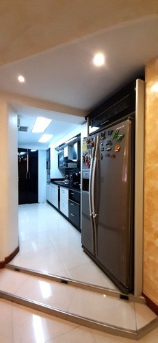 Imagen 3 de 14 de Apartamento En Venta Lecheria Res Luna Del Mar