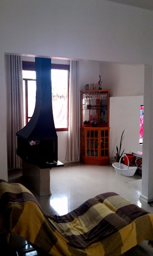 Imagem 13 de 15 de Casa Dois Pisos Com 3 Dormitórios - 4387