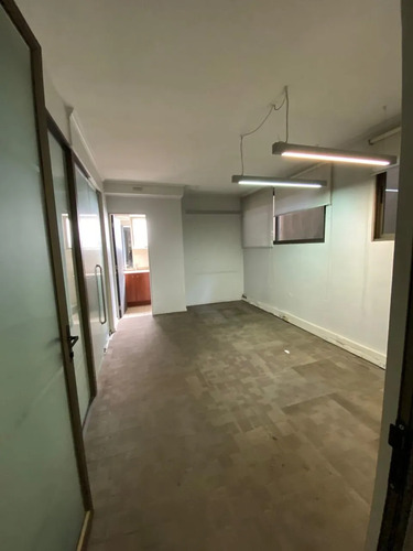 Oficina 152 Metros Con 3 Est En Venta Ñuñoa