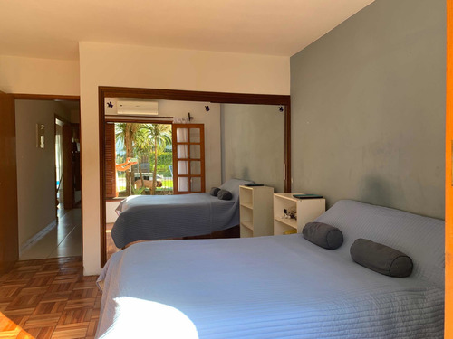 Alquiler Casa Con Piscina A Metros Del Mar Solymar