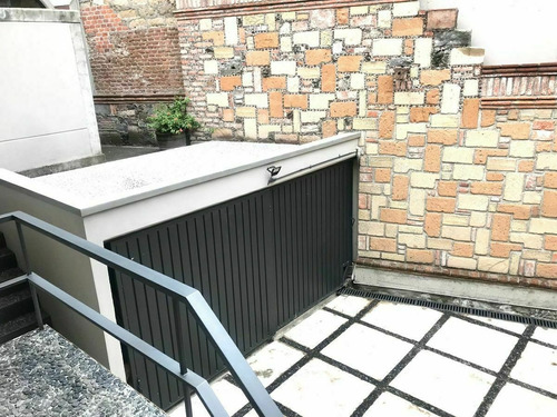 Imagen 17 de 30 de Divina, Remodelada Con Jardin Y Salon De Juegos