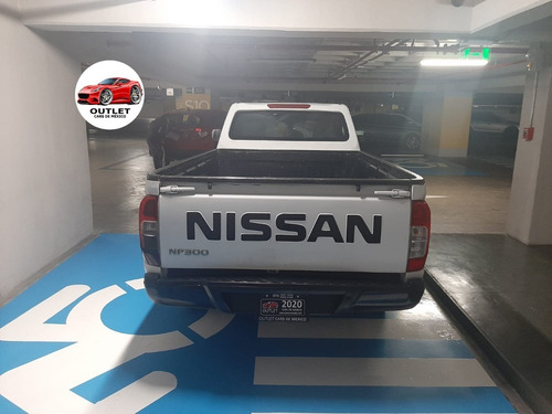Imagen 5 de 15 de Nissan Np-300 2017