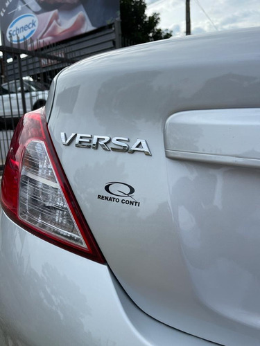 Nissan Versa 1.6 Sense At Sedán 2014