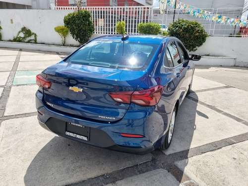 Imagen 4 de 12 de Chevrolet Onix 2021 1.2t Premier L At
