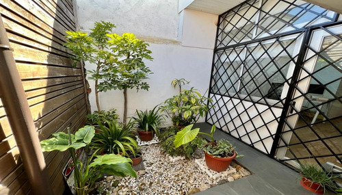 Vendo Cómoda Casa De Un Piso En Sta Inés Curico