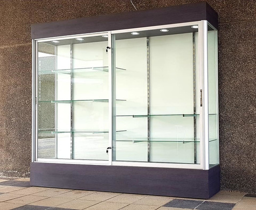 Imagen 8 de 10 de Fabricación De Vitrinas Y Muebles Comerciales A Medida