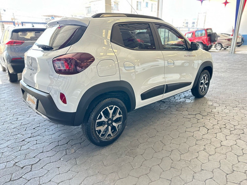 Renault Kwid 1.0 12V SCE FLEX OUTSIDER MANUAL