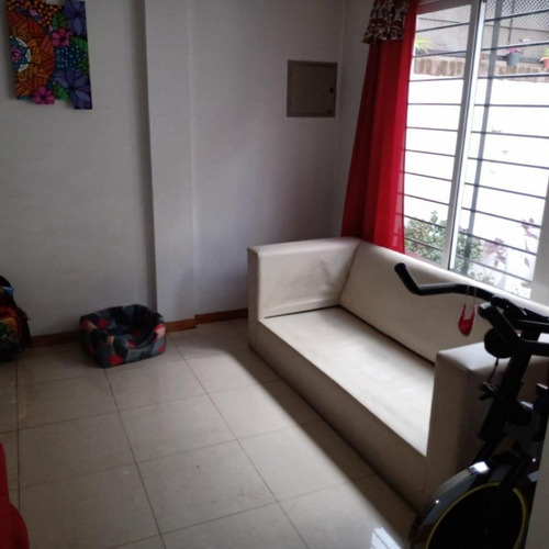 Excelente Propiedad Con Local En Muy Buena Zona!!!
