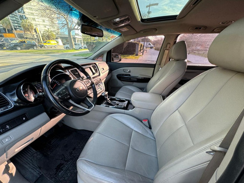 Kia Carnival 2.2 Crdi Premium
